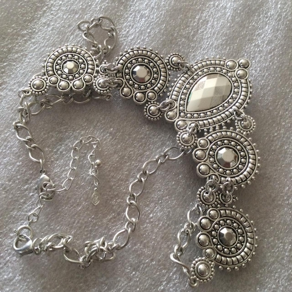 Reversible statement necklace - Picture 3 of 3